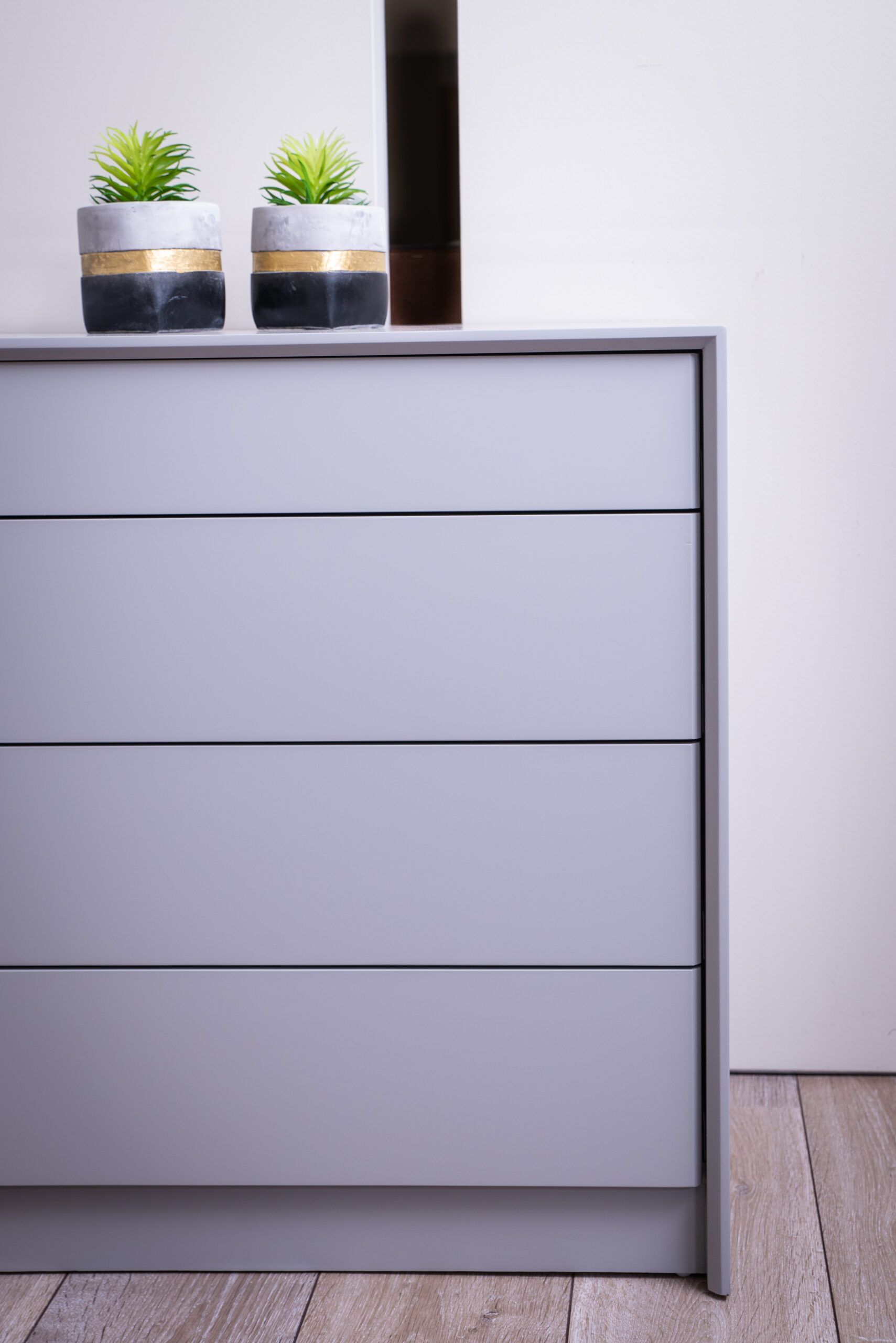 ΝΤΑΛΙΑ ΓΚΡΙ ΚΑΙ ΜΠΕΖ (6)