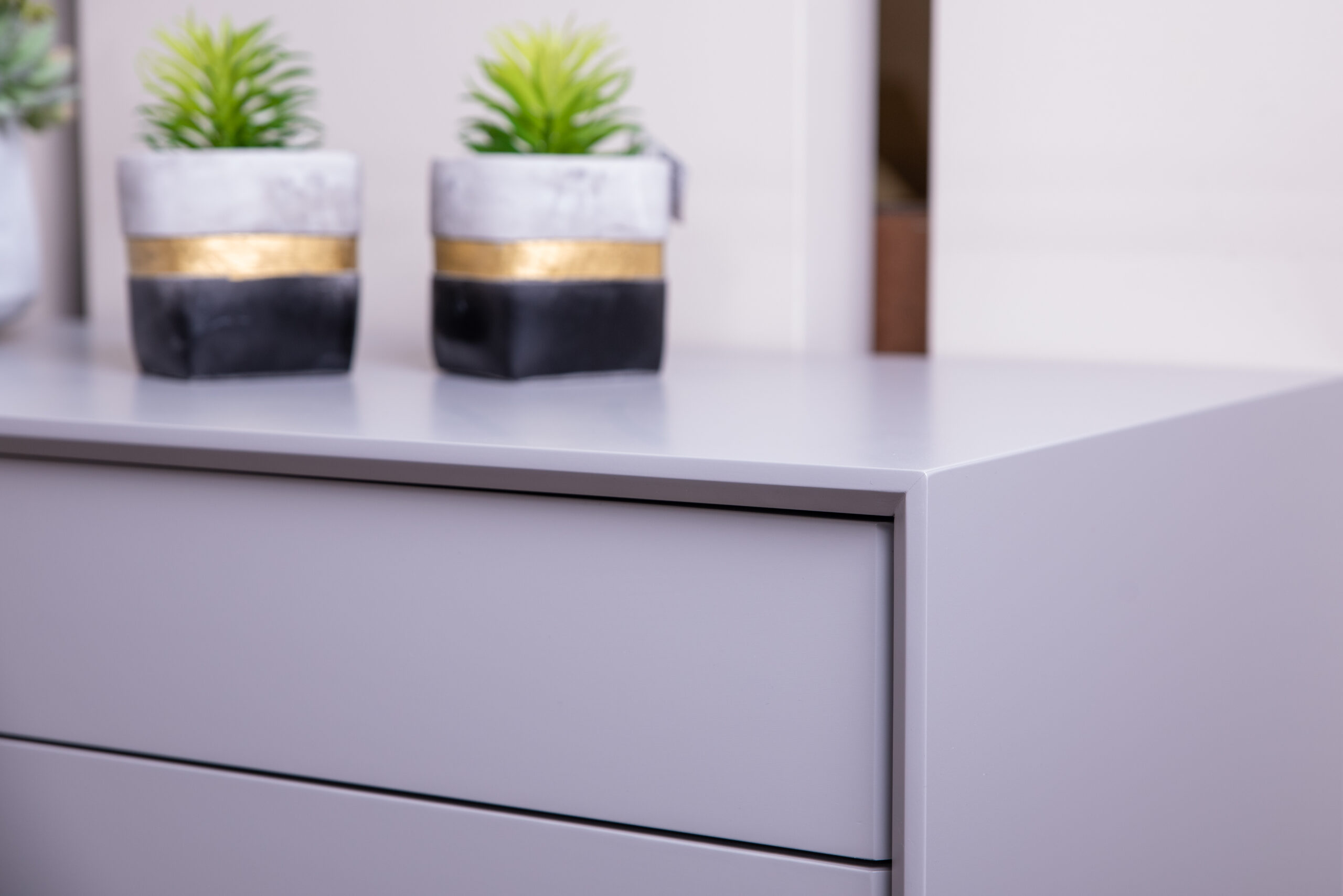 ΝΤΑΛΙΑ ΓΚΡΙ ΚΑΙ ΜΠΕΖ (7)